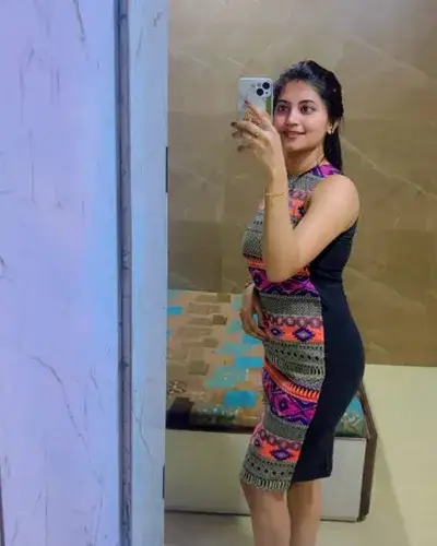 Escort Gandevi